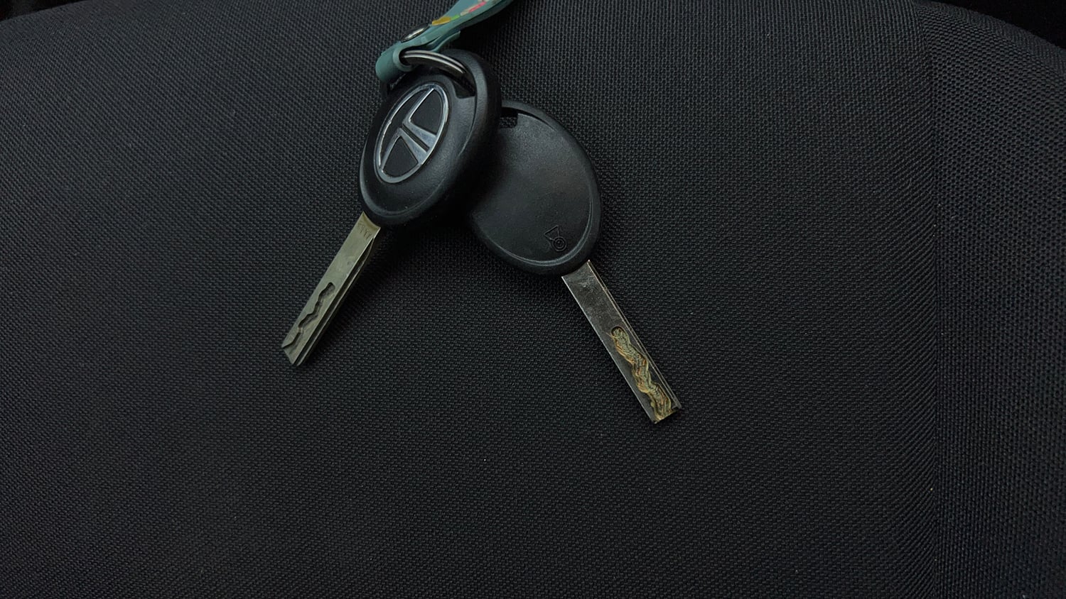 Used 2025 Tata Punch Pure CNG Cng Manual extra CAR KEY VIEW