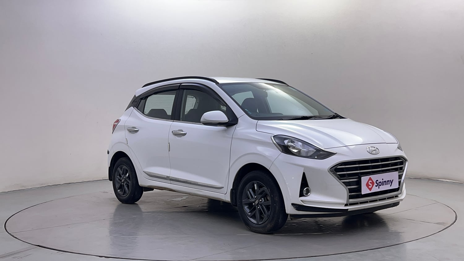 Used 2022 Hyundai Grand i10 Nios Sportz 1.2 Kappa VTVT Petrol Manual exterior RIGHT FRONT CORNER VIEW