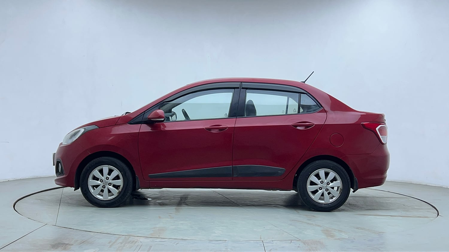 Used 2015 Hyundai Xcent SX 1.2 Petrol Manual exterior LEFT SIDE VIEW