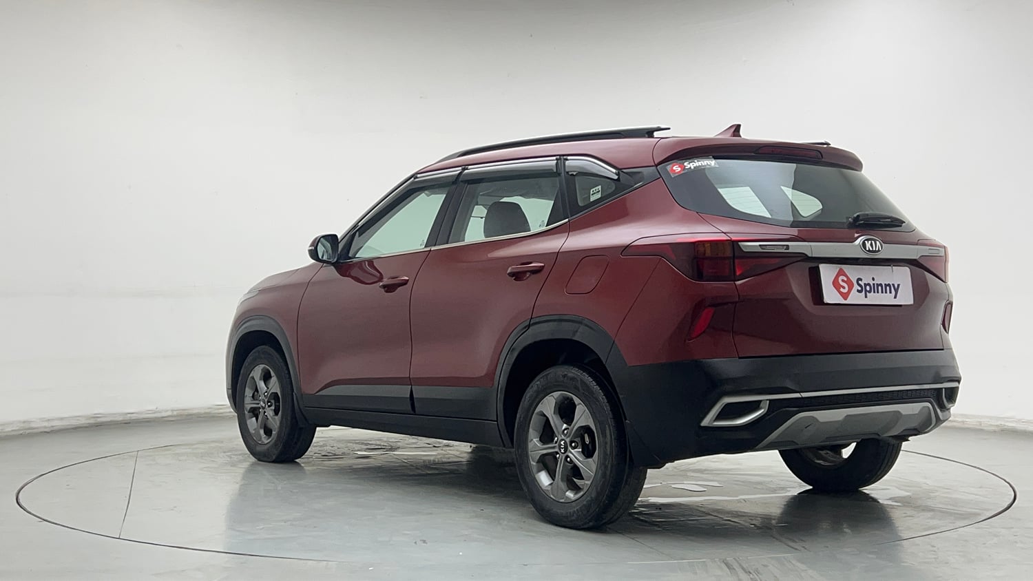 Used 2020 Kia Seltos HTK Plus 1.5 Petrol Manual exterior LEFT REAR CORNER VIEW