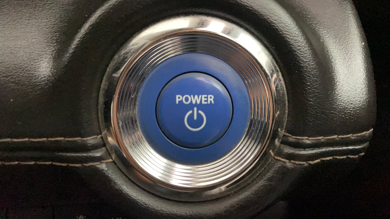 Used 2024 Maruti Suzuki Grand Vitara Zeta Plus Intelligent Hybrid eCVT Hybrid Automatic top_features Keyless start