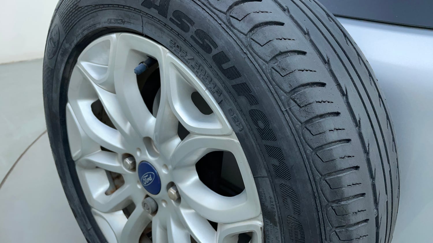 Used 2017 Ford EcoSport Titanium 1.5L TDCi Diesel Manual tyres SPARE TYRE VIEW