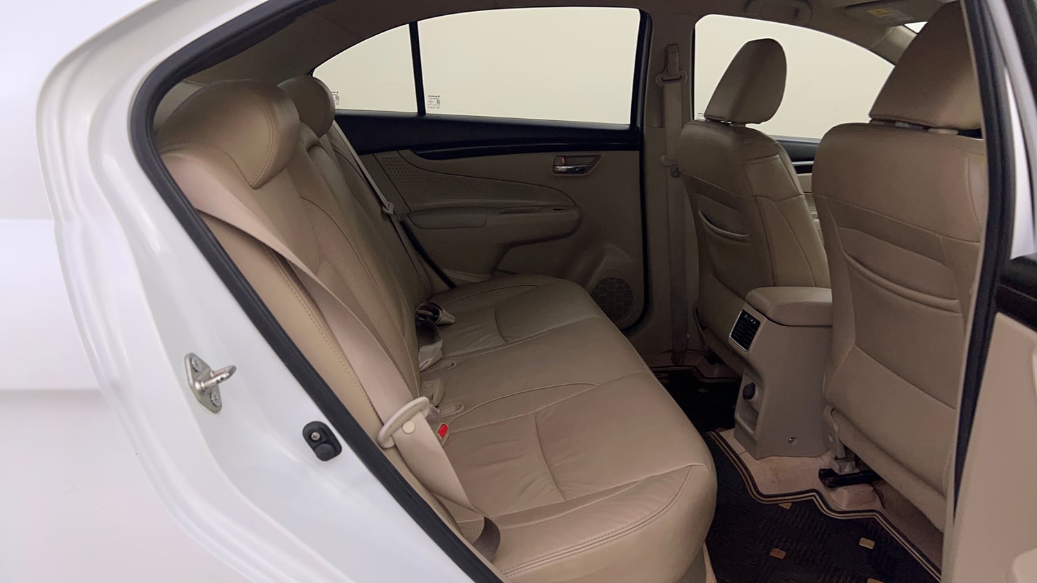 Used 2016 Maruti Suzuki Ciaz ZXI+ Petrol Manual interior RIGHT SIDE REAR DOOR CABIN VIEW