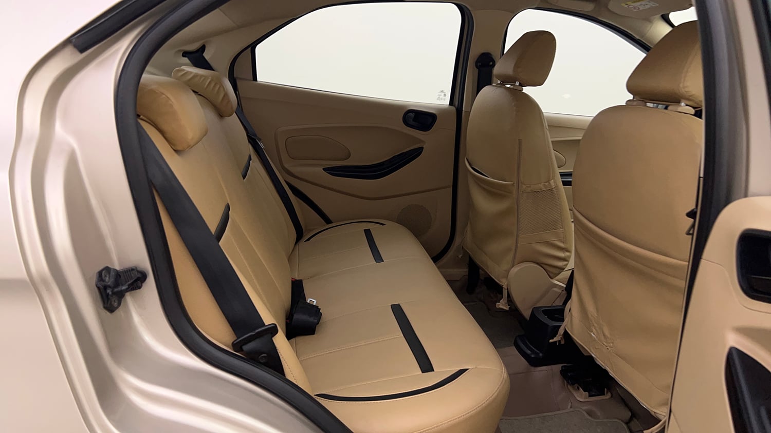 Used 2020 Ford Figo Aspire Titanium1.5 TDCi Diesel Manual interior RIGHT SIDE REAR DOOR CABIN VIEW