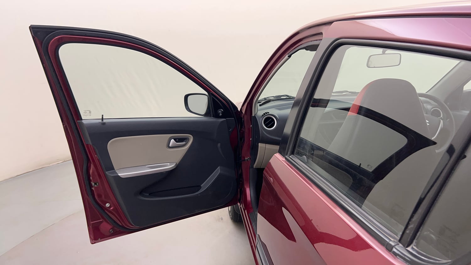 Used 2015 Maruti Suzuki Alto K10 VXi AMT Petrol Automatic interior LEFT FRONT DOOR OPEN VIEW