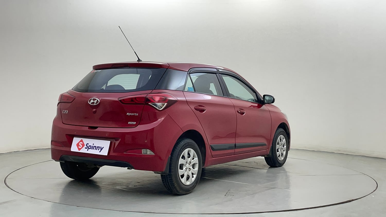 Used 2016 Hyundai Elite i20 Sportz 1.2 Petrol Manual exterior RIGHT REAR CORNER VIEW