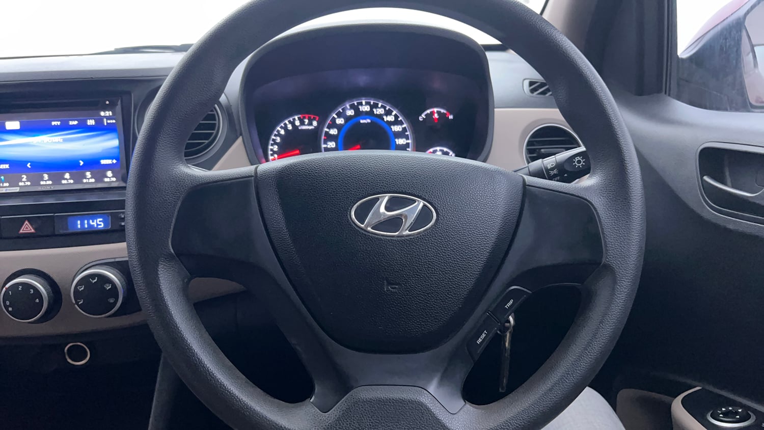 Used 2015 Hyundai Grand i10 Magna 1.2 Kappa VTVT Petrol Manual interior STEERING VIEW