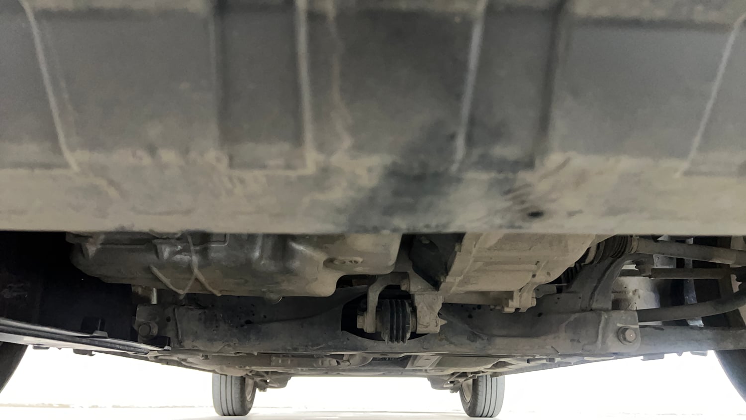 Used 2016 Honda City V Petrol Manual extra FRONT LEFT UNDERBODY VIEW