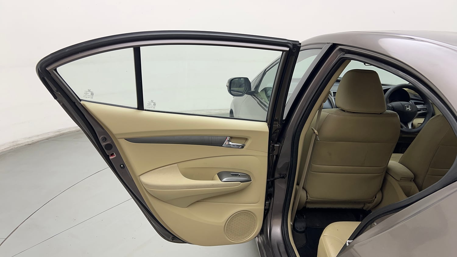 Used 2013 Honda City V MT AVN Petrol Manual interior LEFT REAR DOOR OPEN VIEW