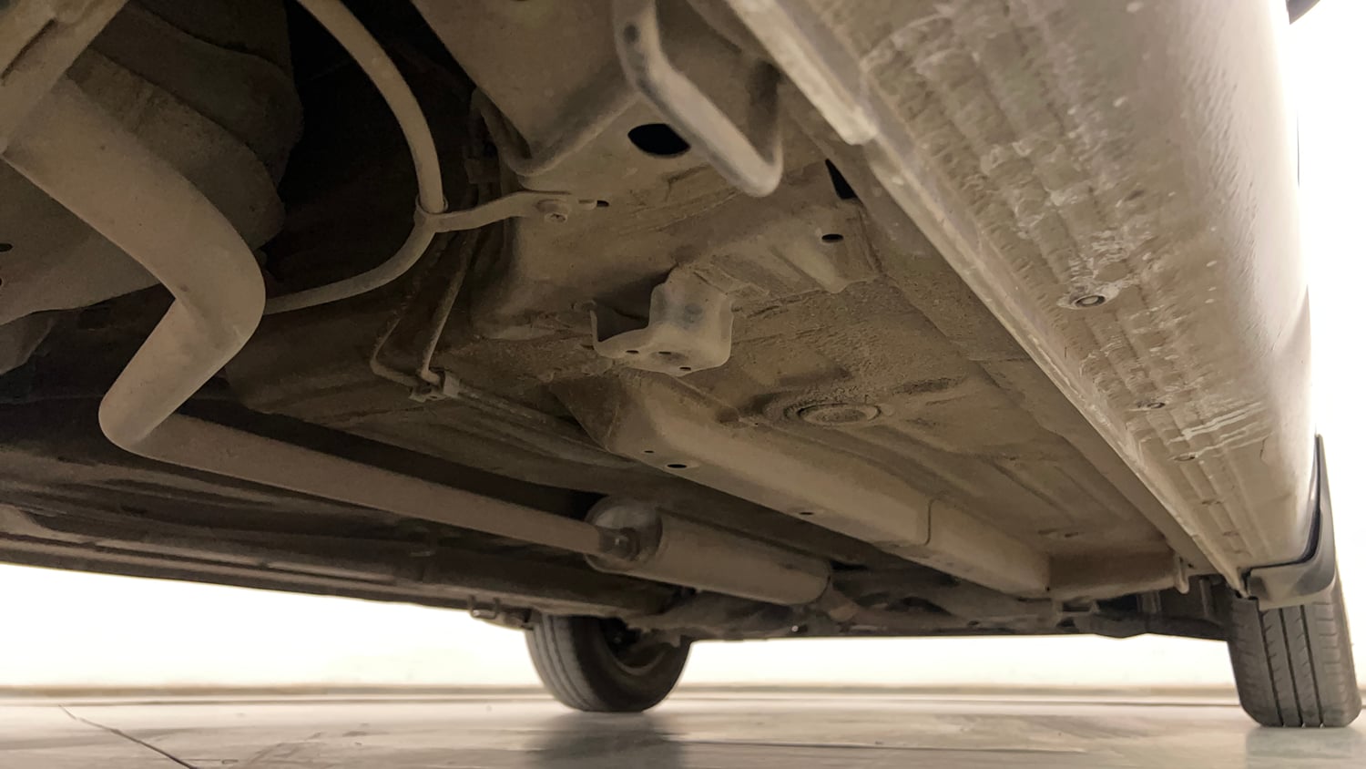 Used 2015 Maruti Suzuki Celerio VXi AMT Petrol Automatic extra REAR RIGHT UNDERBODY VIEW