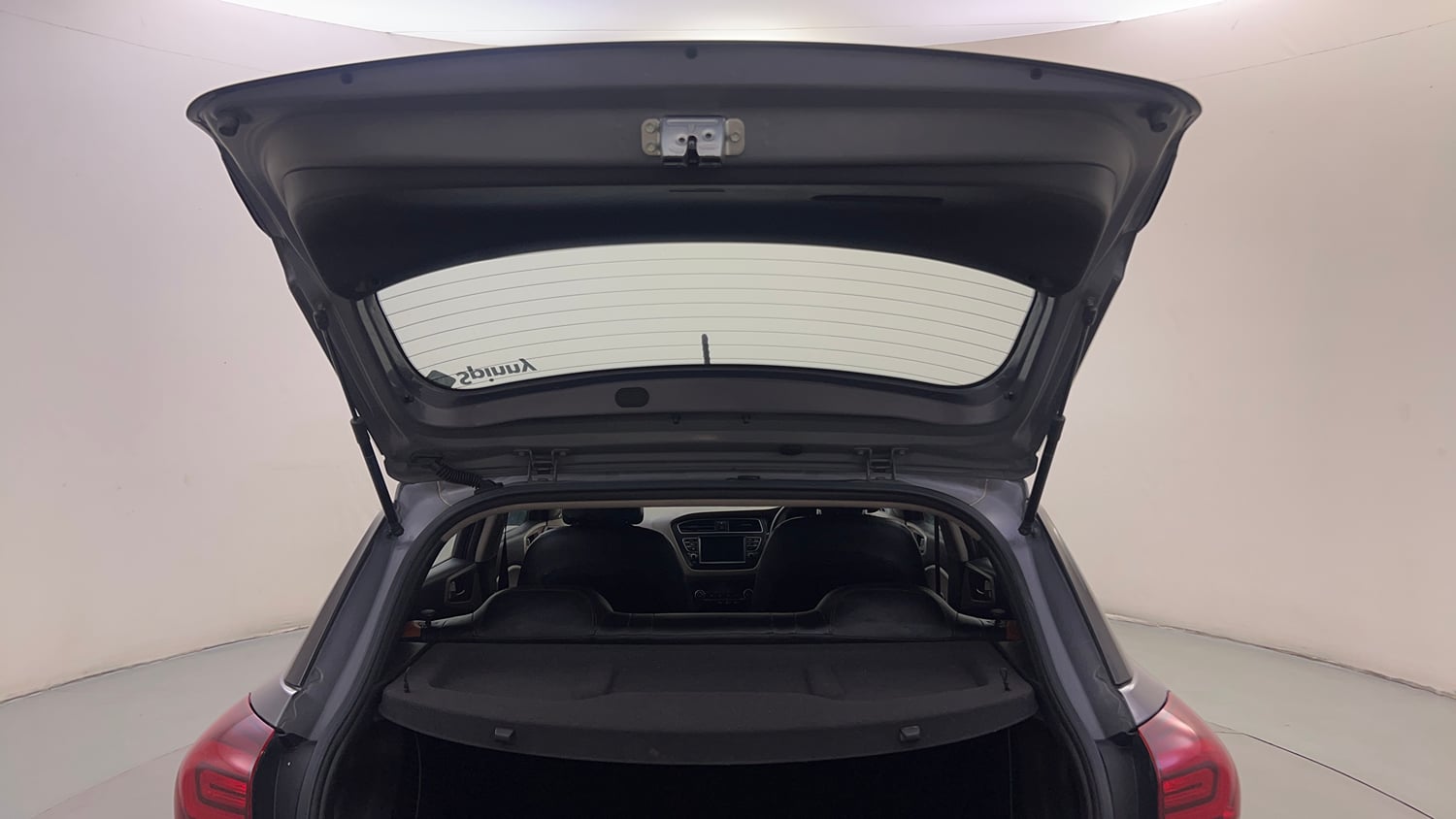 Used 2018 Hyundai Elite i20 Asta 1.2 Petrol Manual interior DICKY DOOR OPEN VIEW