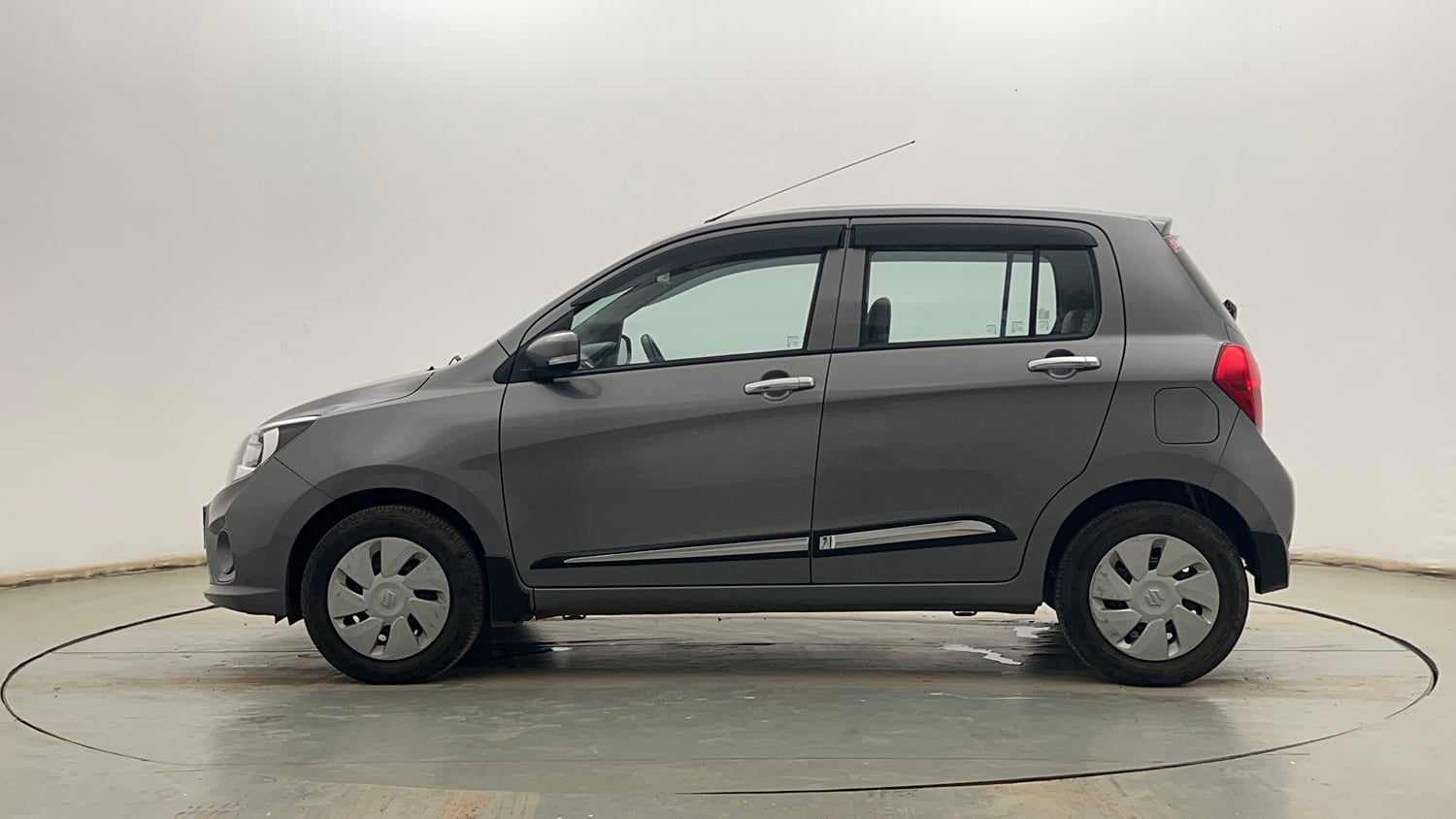 Used 2019 Maruti Suzuki Celerio ZXi (O) AMT Petrol Automatic exterior LEFT SIDE VIEW