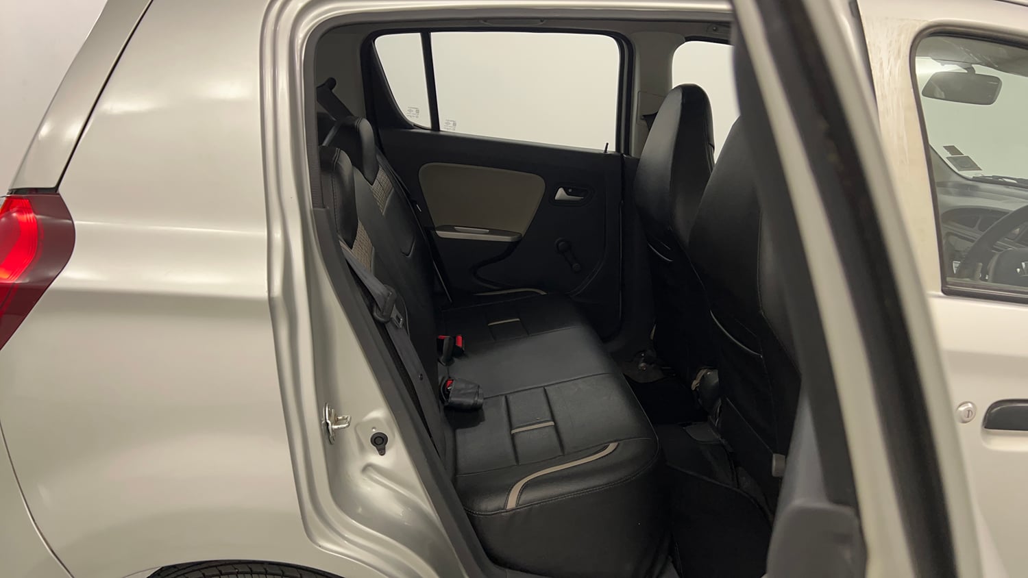 Used 2015 Maruti Suzuki Alto K10 VXi Petrol Manual interior RIGHT SIDE REAR DOOR CABIN VIEW