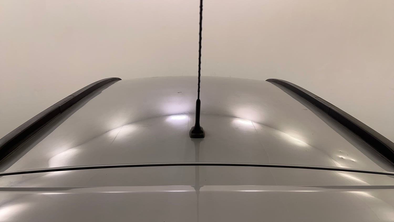 Used 2016 Hyundai Grand i10 Asta AT 1.2 Kappa VTVT Petrol Automatic exterior EXTERIOR ROOF VIEW