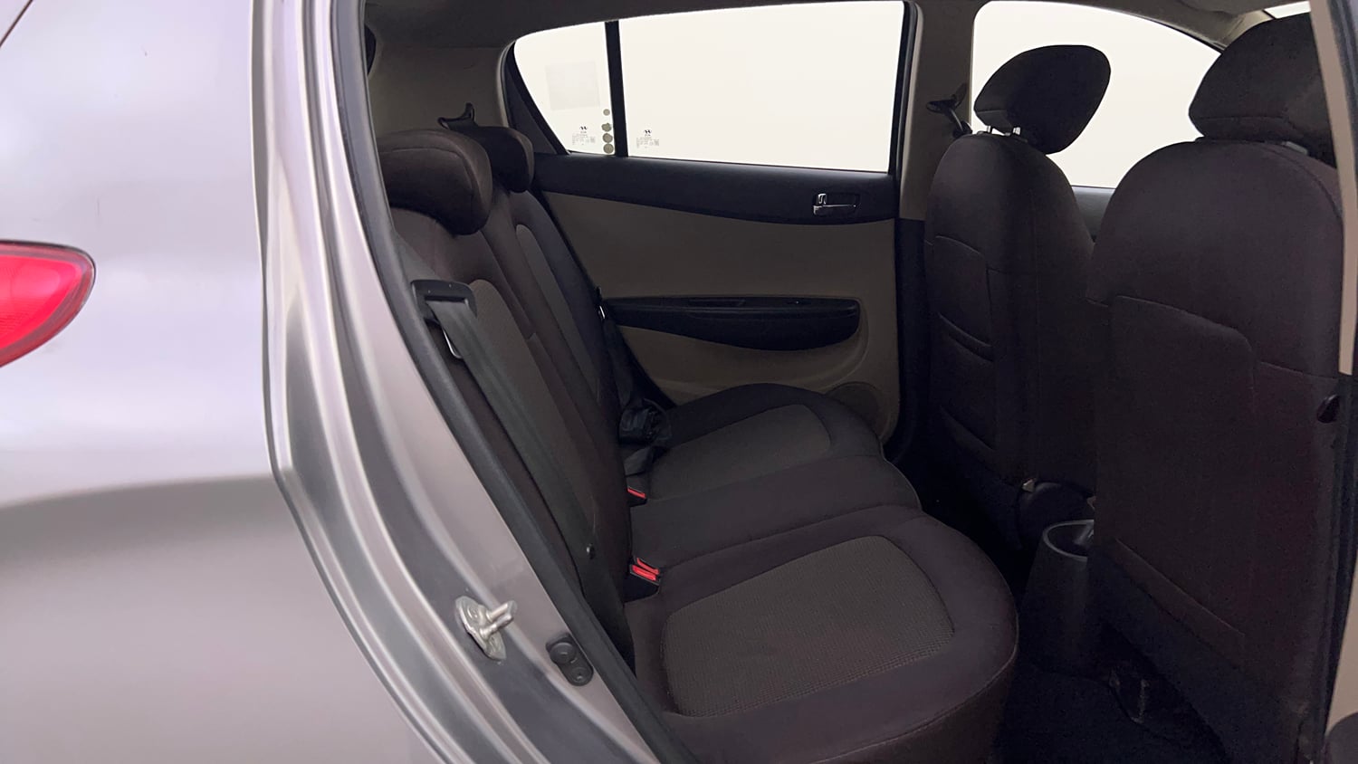 Used 2014 Hyundai i20 Sportz 1.2 Petrol Manual interior RIGHT SIDE REAR DOOR CABIN VIEW