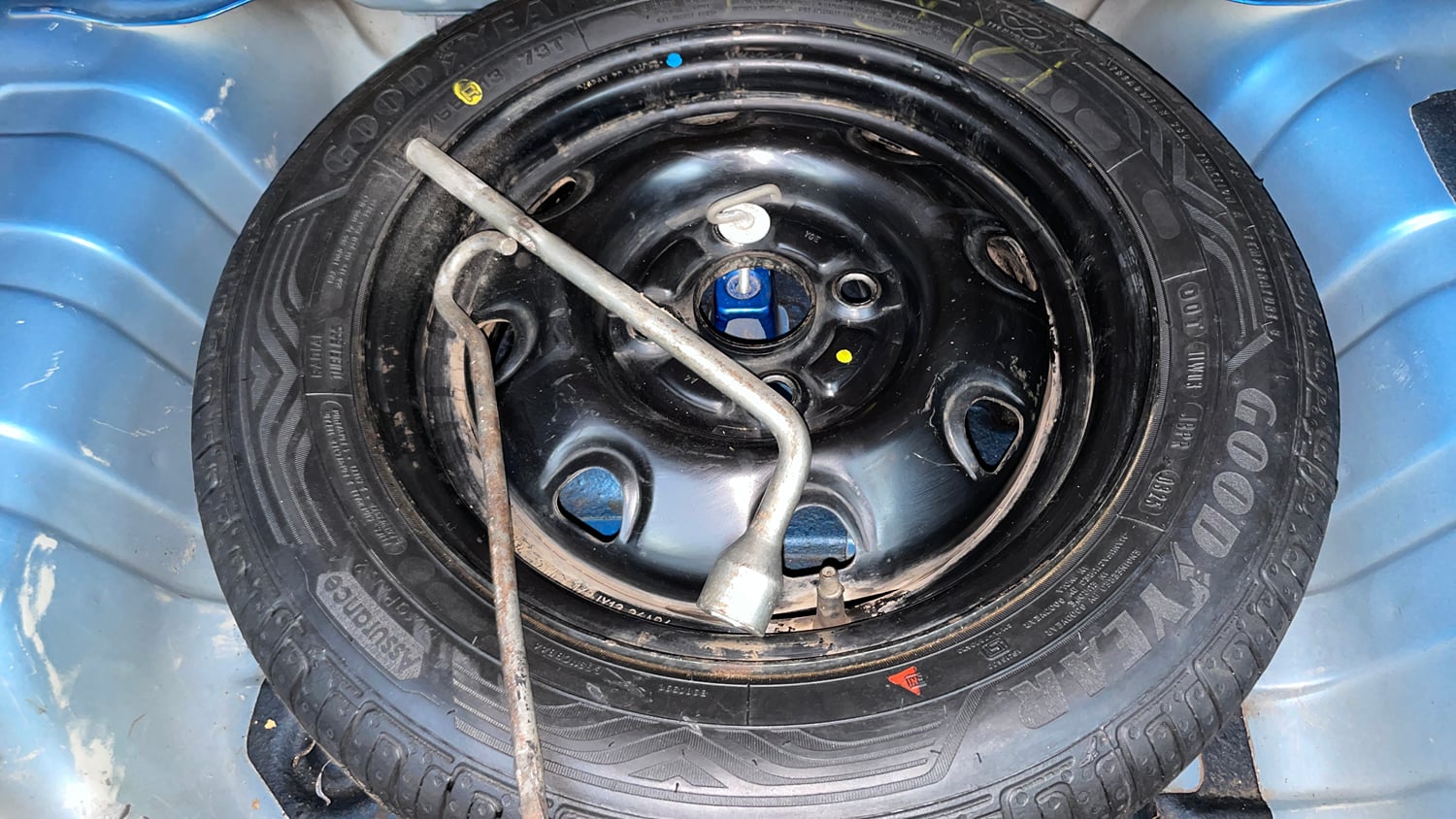 Used 2016 Maruti Suzuki Alto K10 VXi AMT Petrol Automatic tyres SPARE TYRE VIEW