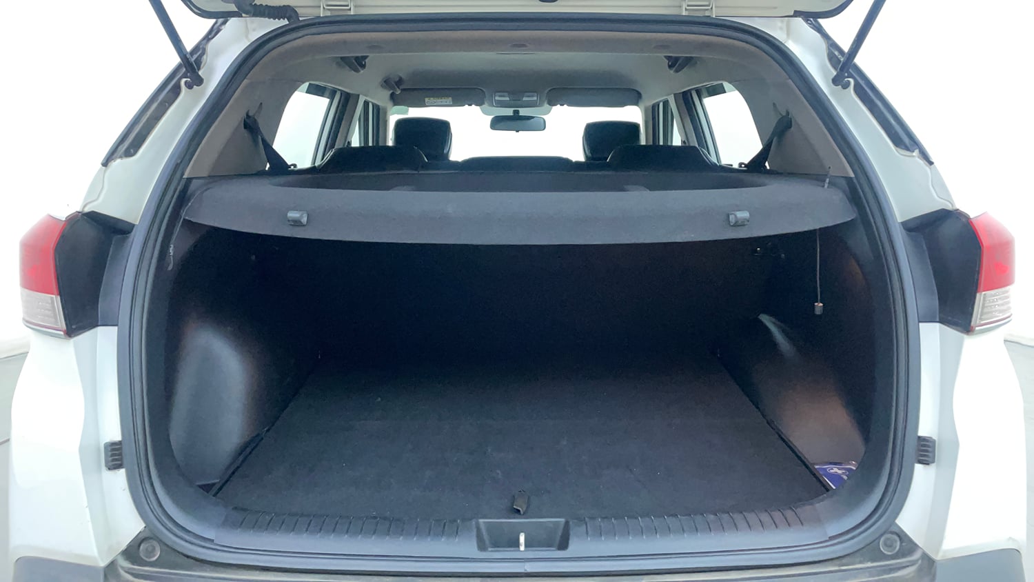 Used 2018 Hyundai Creta E Plus 1.6 Petrol Petrol Manual interior DICKY INSIDE VIEW