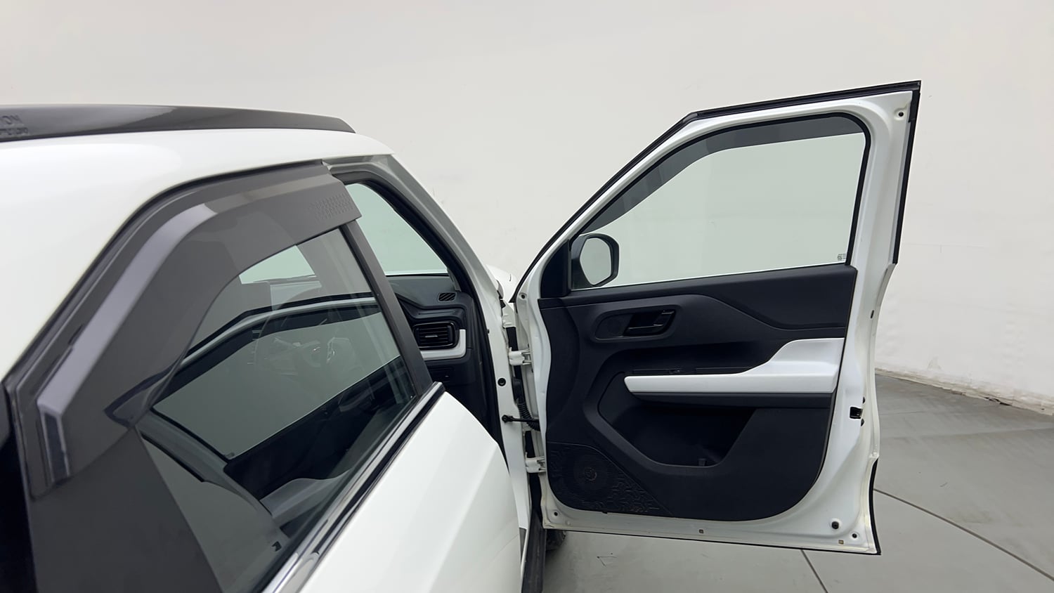 Used 2025 Tata Punch Pure CNG Cng Manual interior RIGHT FRONT DOOR OPEN VIEW