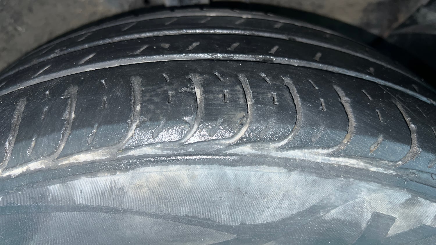 Used 2020 Kia Seltos HTK Plus 1.5 Petrol Manual tyres RIGHT FRONT TYRE TREAD VIEW