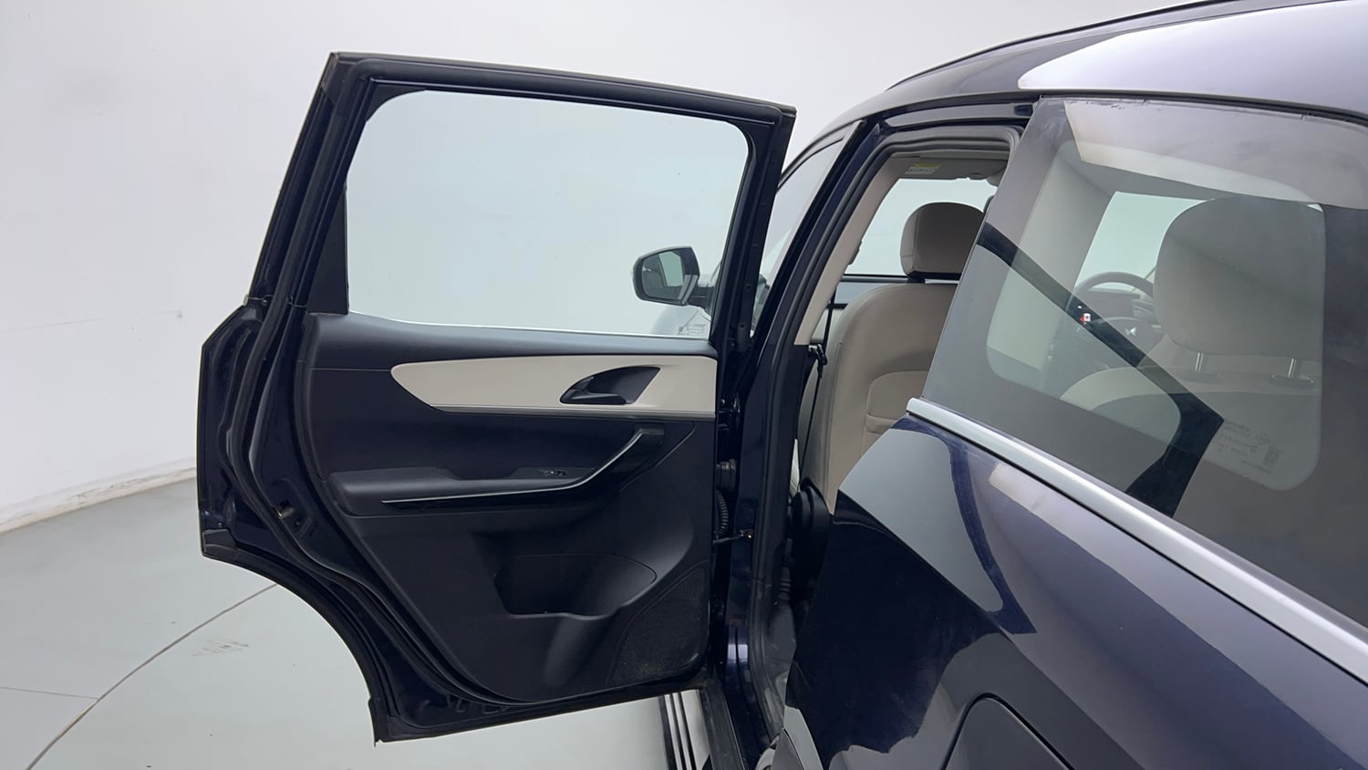 Used 2022 Mahindra XUV700 AX 5 Petrol MT 7 STR Petrol Manual interior LEFT REAR DOOR OPEN VIEW