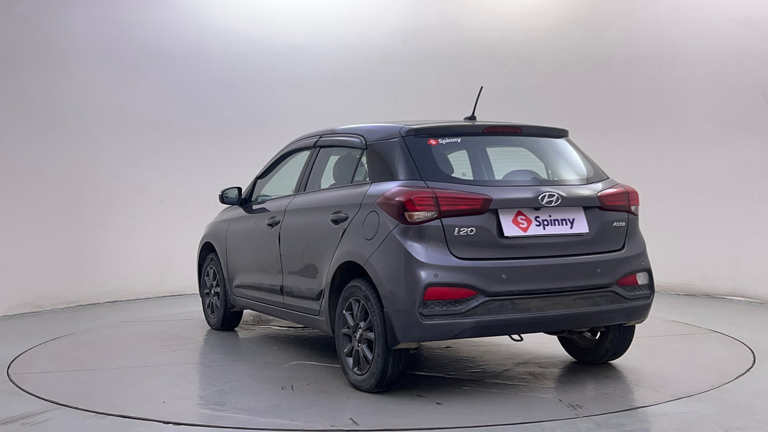 Used 2018 Hyundai Elite i20 Asta 1.2 Petrol Manual exterior LEFT REAR CORNER VIEW