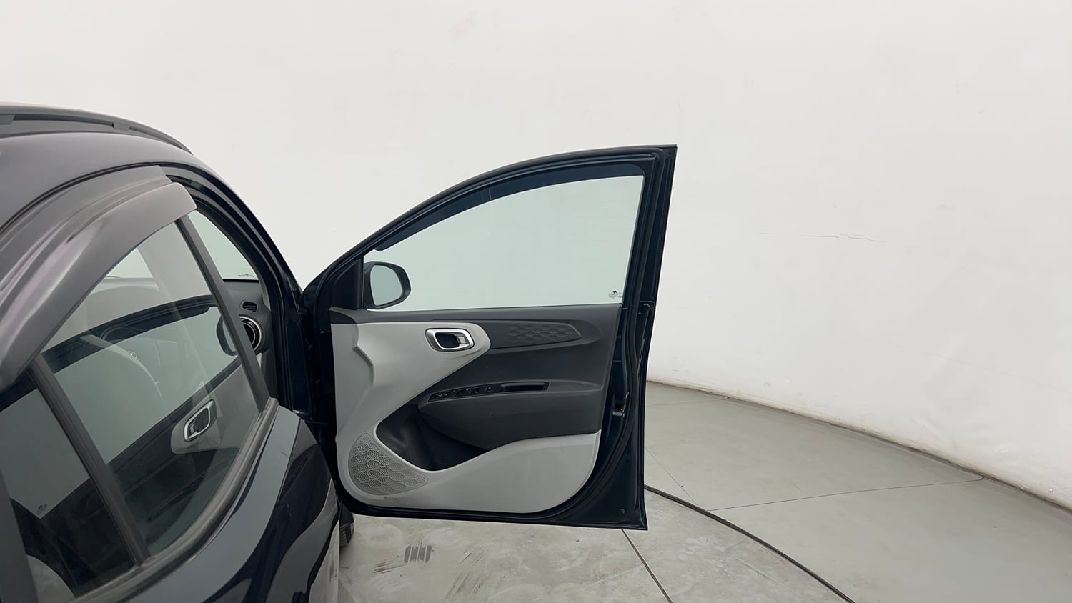 Used 2022 Hyundai Grand i10 Nios Asta AMT 1.2 Kappa VTVT Petrol Automatic interior RIGHT FRONT DOOR OPEN VIEW