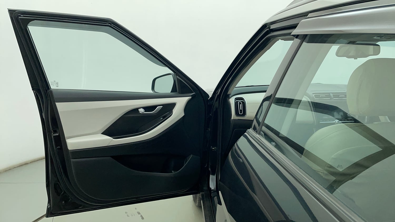 Used 2023 Hyundai Creta SX 1.5 Petrol IVT Petrol Automatic interior LEFT FRONT DOOR OPEN VIEW