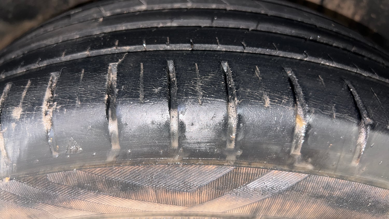 Used 2016 Maruti Suzuki Ciaz ZXI+ Petrol Manual tyres RIGHT REAR TYRE TREAD VIEW