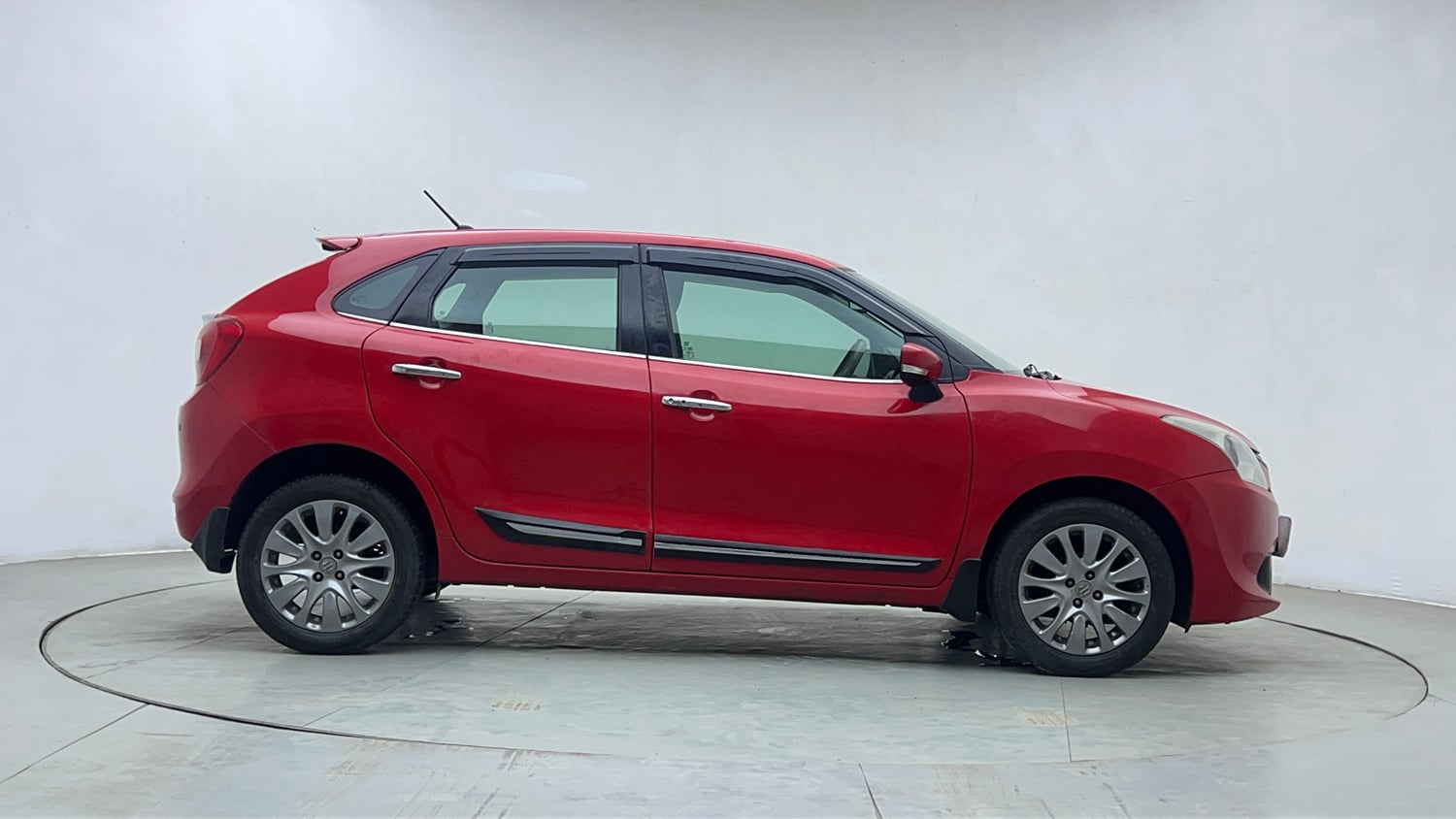 Used 2017 Maruti Suzuki Baleno Zeta 1.2 AT Petrol Automatic exterior RIGHT SIDE VIEW