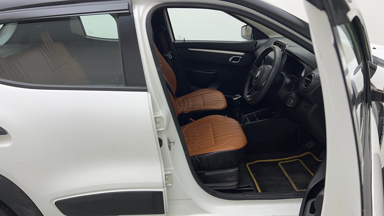 Used 2022 Renault Kwid Climber Dual Tone Petrol Manual interior RIGHT SIDE FRONT DOOR CABIN VIEW