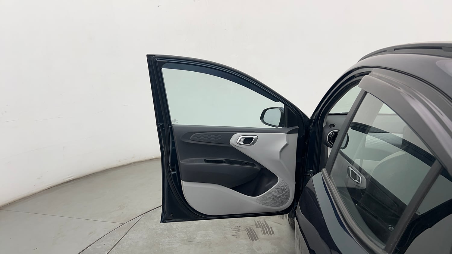 Used 2022 Hyundai Grand i10 Nios Asta AMT 1.2 Kappa VTVT Petrol Automatic interior LEFT FRONT DOOR OPEN VIEW