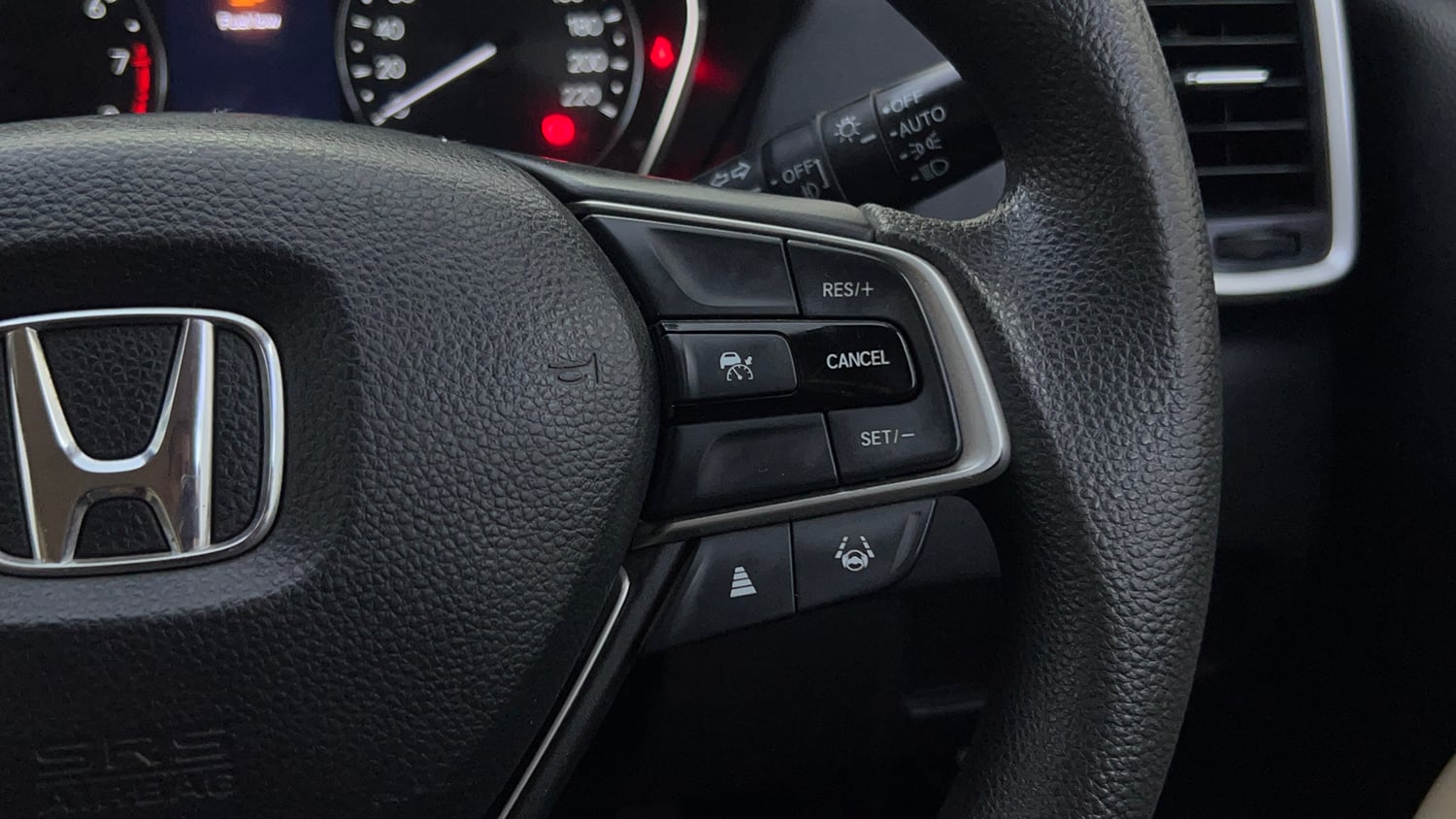 Used 2023 Honda City V Petrol MT Petrol Manual top_features Cruise control