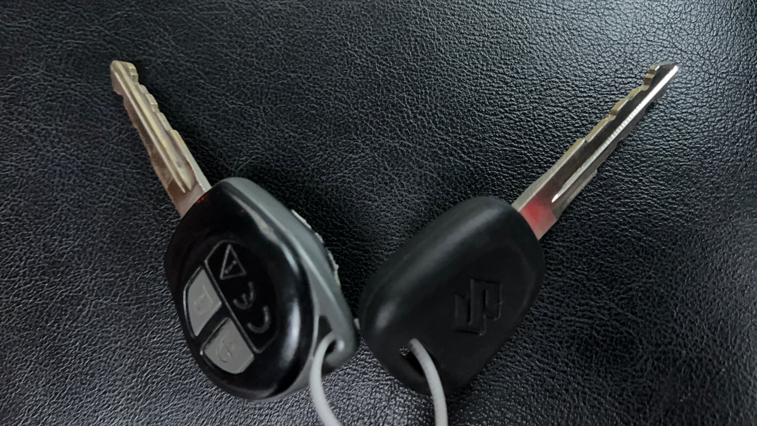 Used 2019 Maruti Suzuki Swift VXi AMT Petrol Automatic extra CAR KEY VIEW