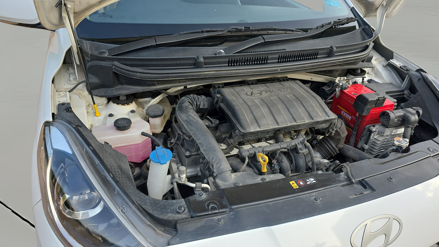 Used 2023 Hyundai Grand i10 Nios Sportz AMT 1.2 Kappa VTVT Petrol Automatic engine ENGINE RIGHT SIDE VIEW