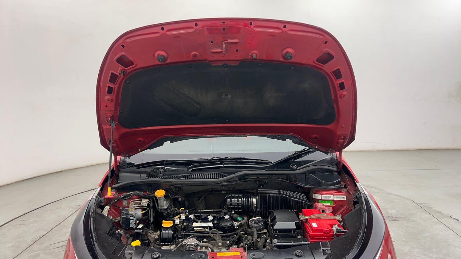 Used 2022 Tata Altroz XZA Petrol Petrol Automatic engine ENGINE & BONNET OPEN FRONT VIEW
