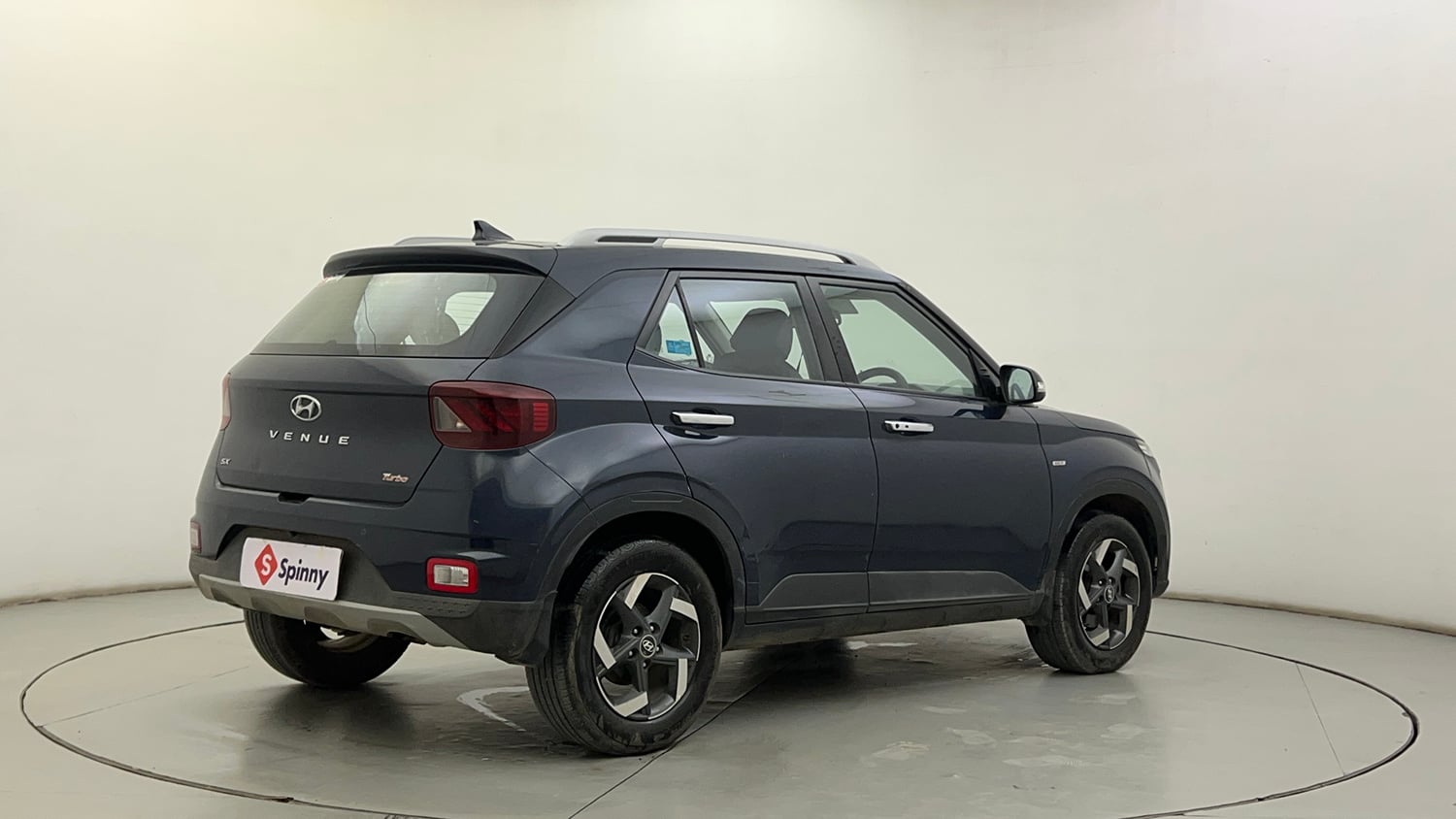 Used 2019 Hyundai Venue SX Plus 1.0 Turbo DCT Petrol Automatic exterior RIGHT REAR CORNER VIEW