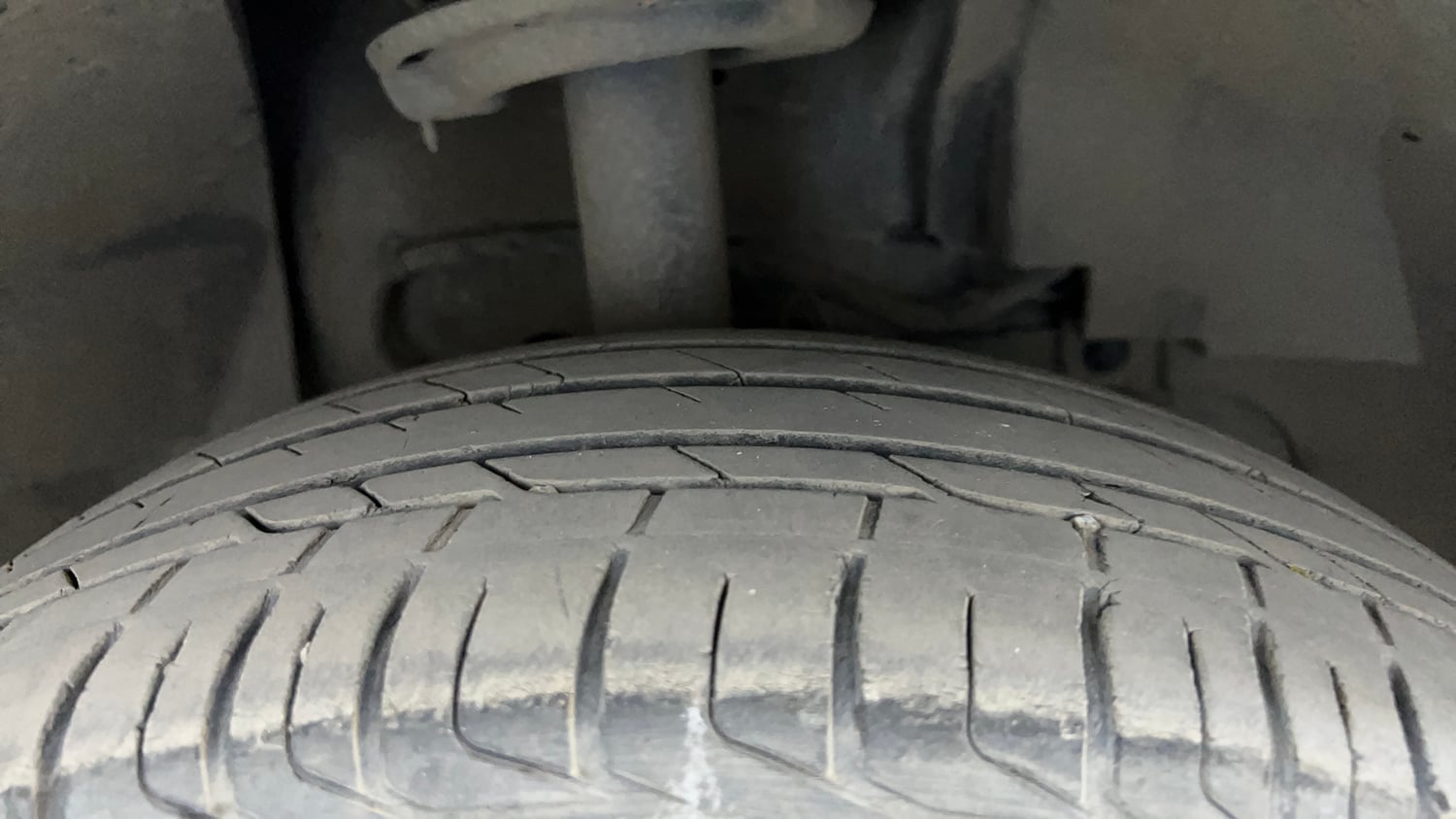 Used 2022 Tata Nexon XM (S) Diesel Diesel Manual tyres RIGHT FRONT TYRE TREAD VIEW