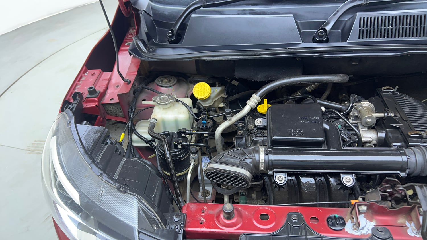 Used 2020 Renault Triber RXT Petrol Manual engine ENGINE RIGHT SIDE VIEW