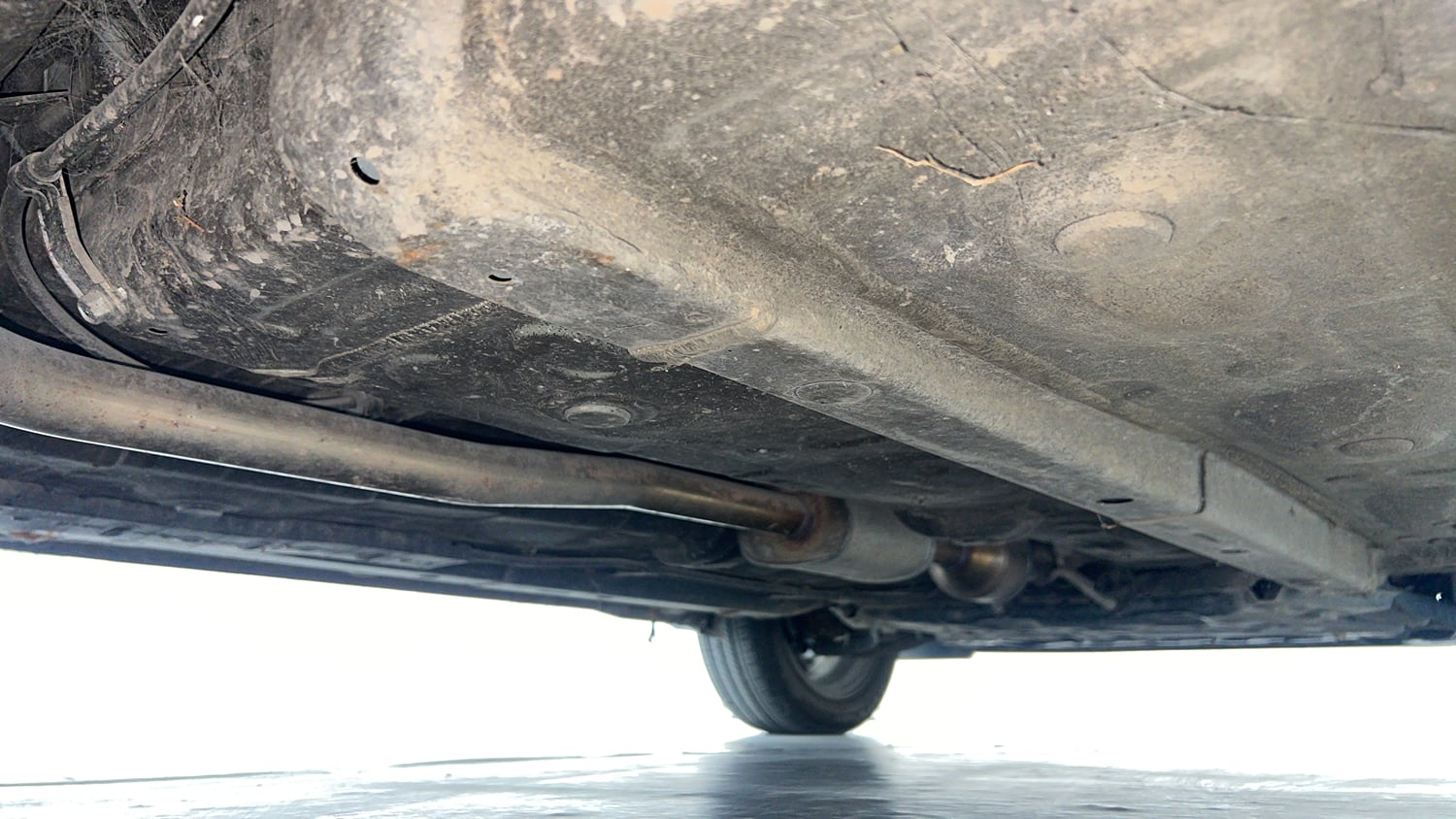 Used 2022 Hyundai Grand i10 Nios Asta AMT 1.2 Kappa VTVT Petrol Automatic extra REAR RIGHT UNDERBODY VIEW