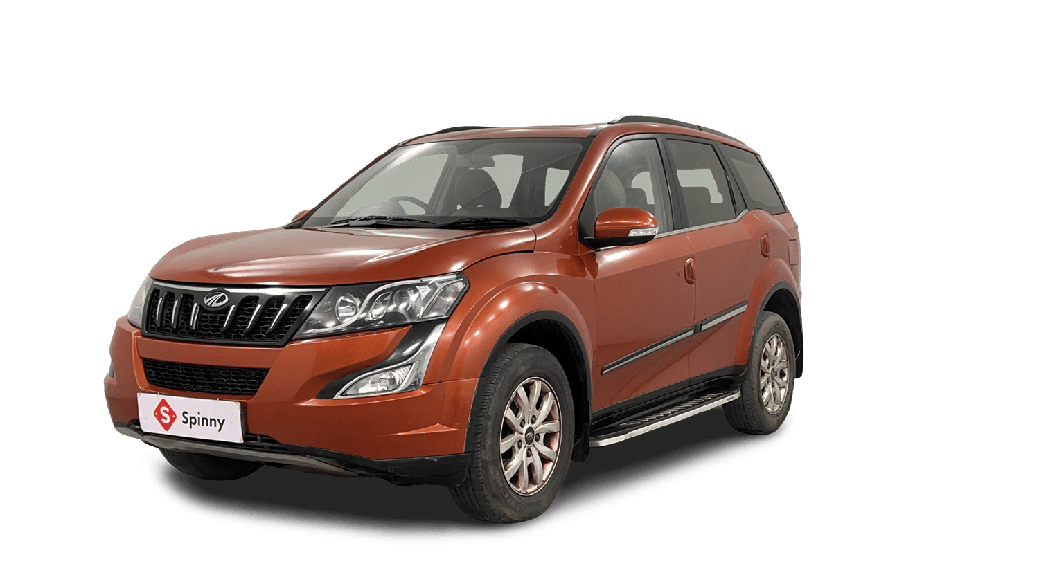 Used 2016 Mahindra XUV500 W10 AT Diesel Automatic Image
