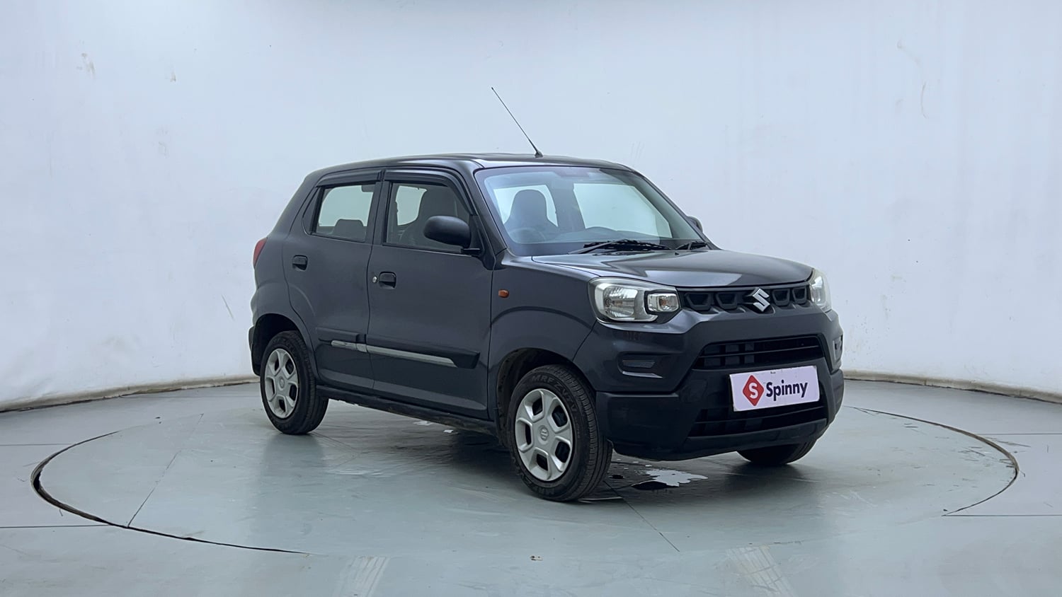 Used 2020 Maruti Suzuki S-Presso VXi Petrol Manual exterior RIGHT FRONT CORNER VIEW