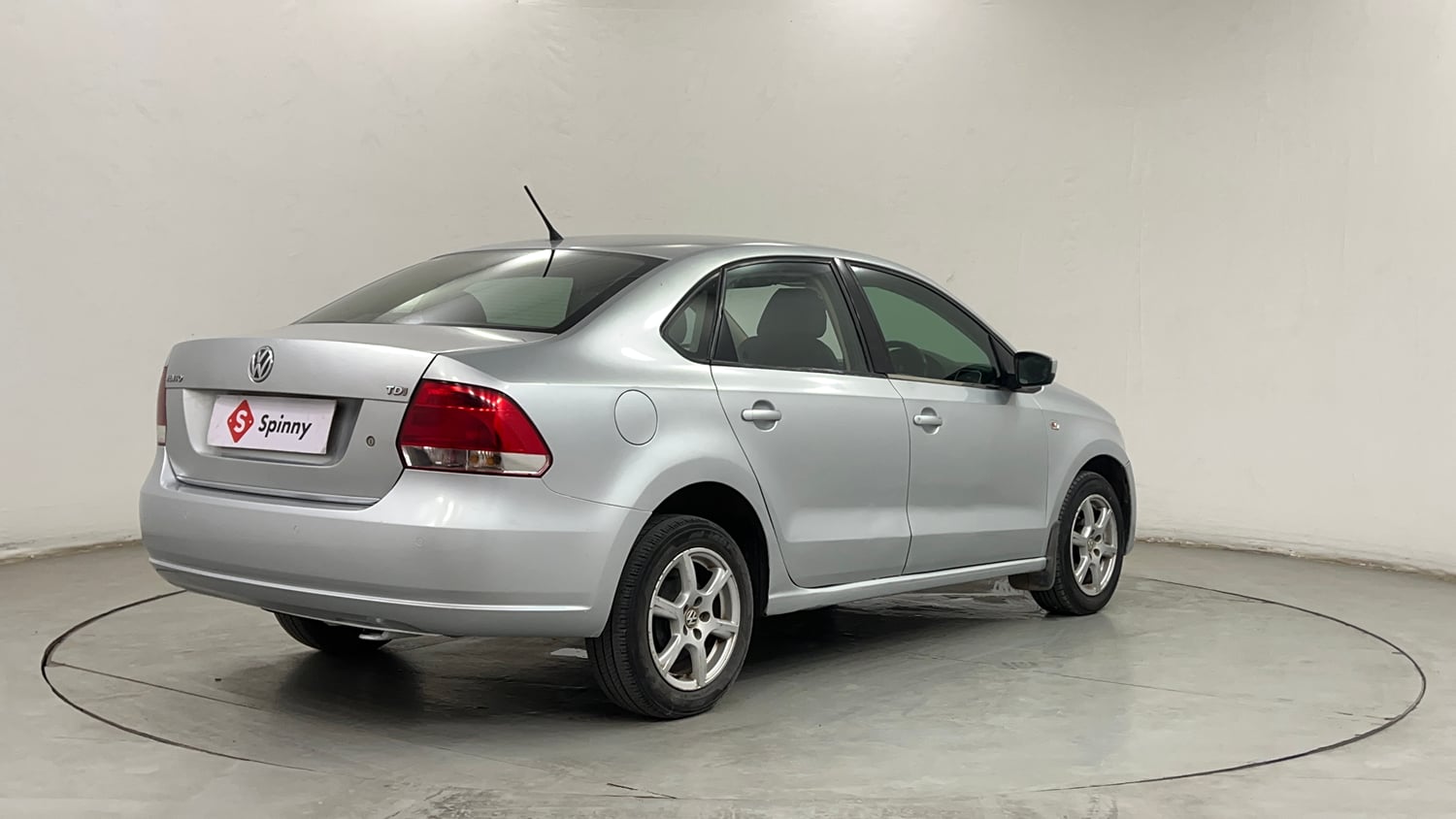 Used 2014 Volkswagen Vento Highline Diesel Diesel Manual exterior RIGHT REAR CORNER VIEW