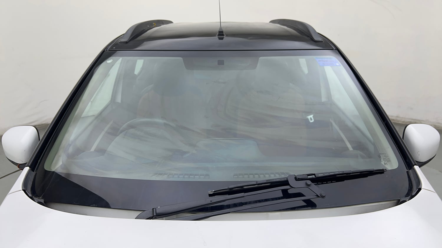 Used 2022 Renault Kwid Climber Dual Tone Petrol Manual exterior FRONT WINDSHIELD VIEW