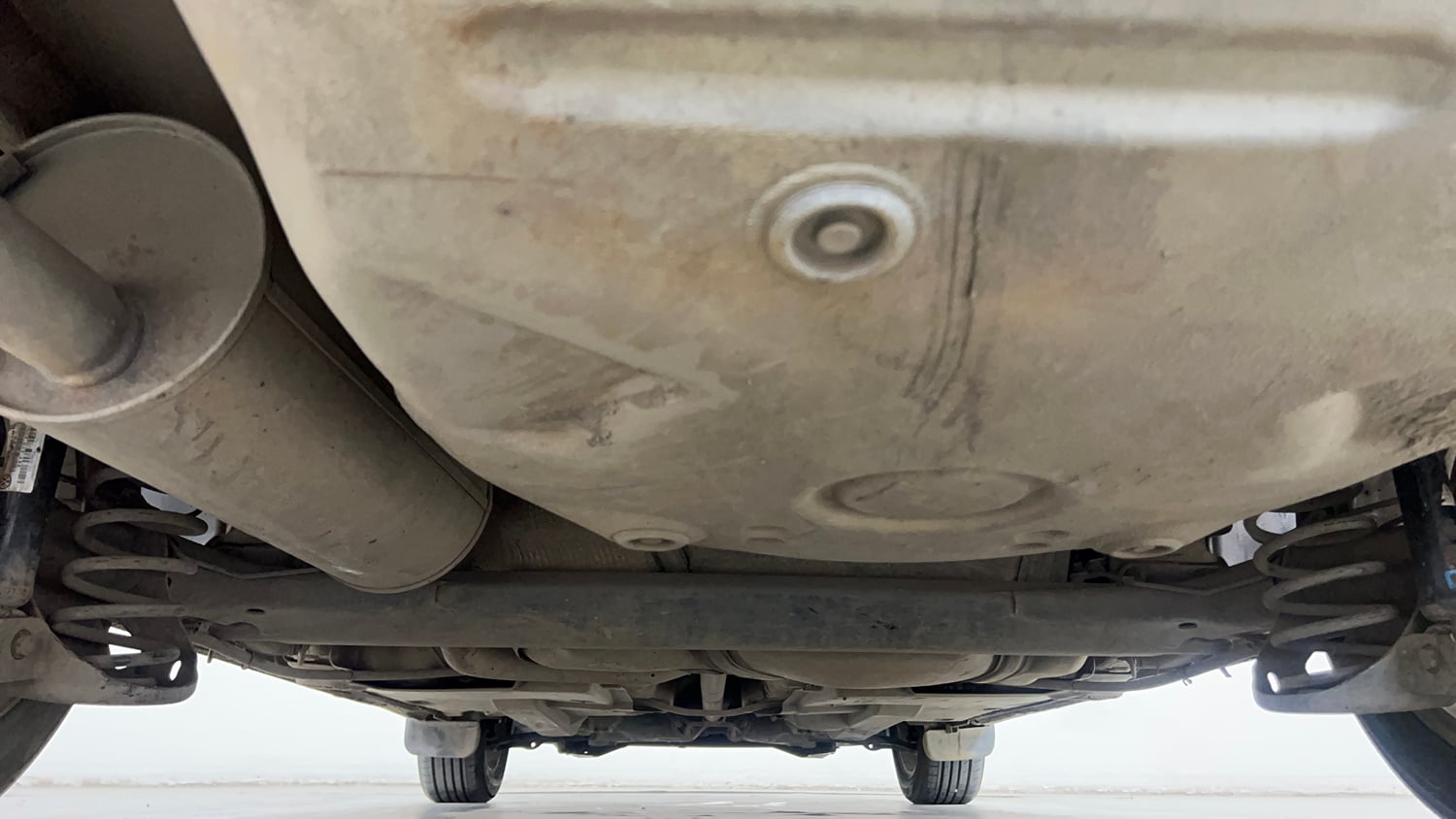 Used 2014 Volkswagen Vento Highline Diesel Diesel Manual extra REAR UNDERBODY VIEW (TAKEN FROM REAR)