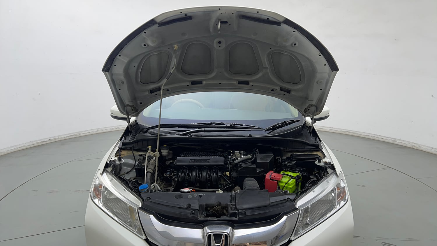 Used 2017 Honda City V Petrol Manual engine ENGINE & BONNET OPEN FRONT VIEW