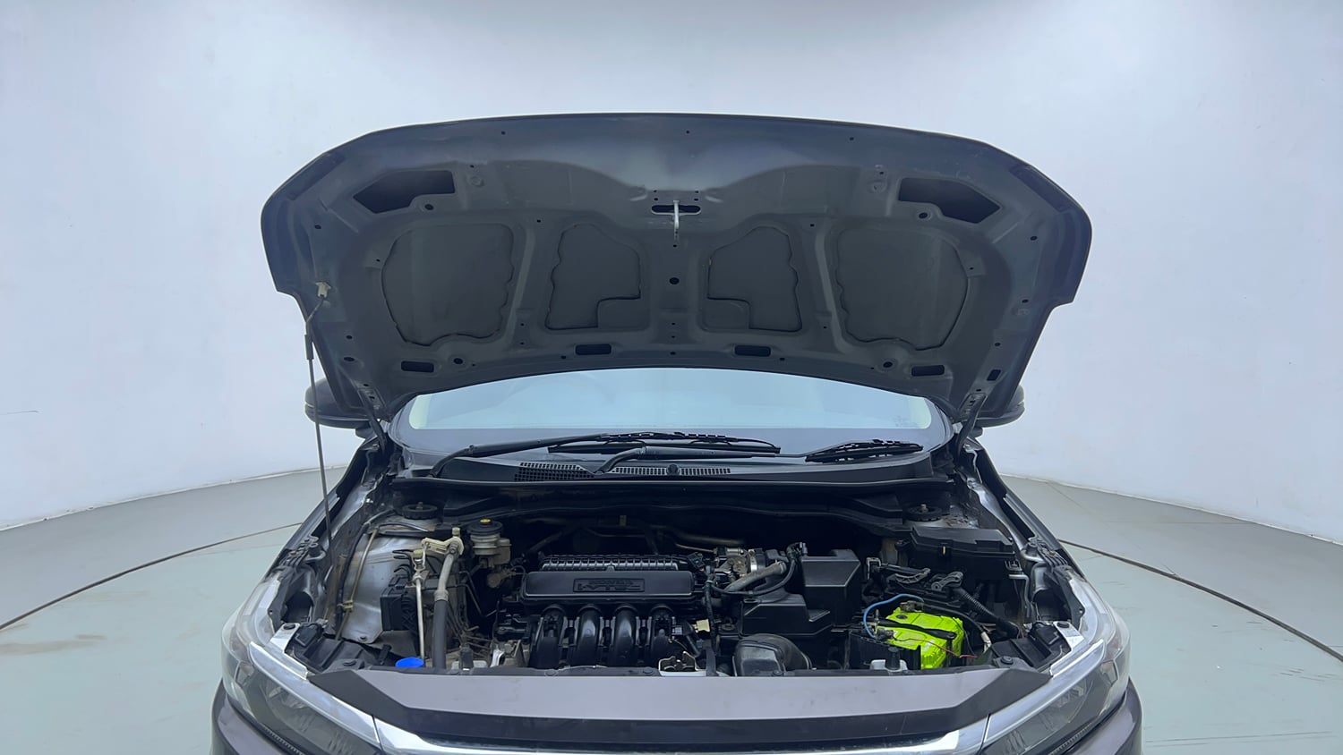 Used 2019 Honda Amaze 1.2 V CVT Petrol Petrol Automatic engine ENGINE & BONNET OPEN FRONT VIEW