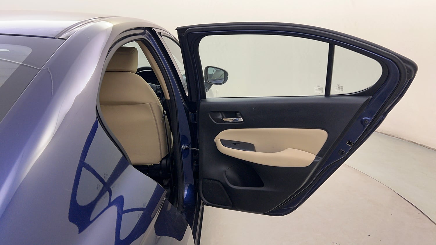 Used 2023 Honda City V Petrol MT Petrol Manual interior RIGHT REAR DOOR OPEN VIEW