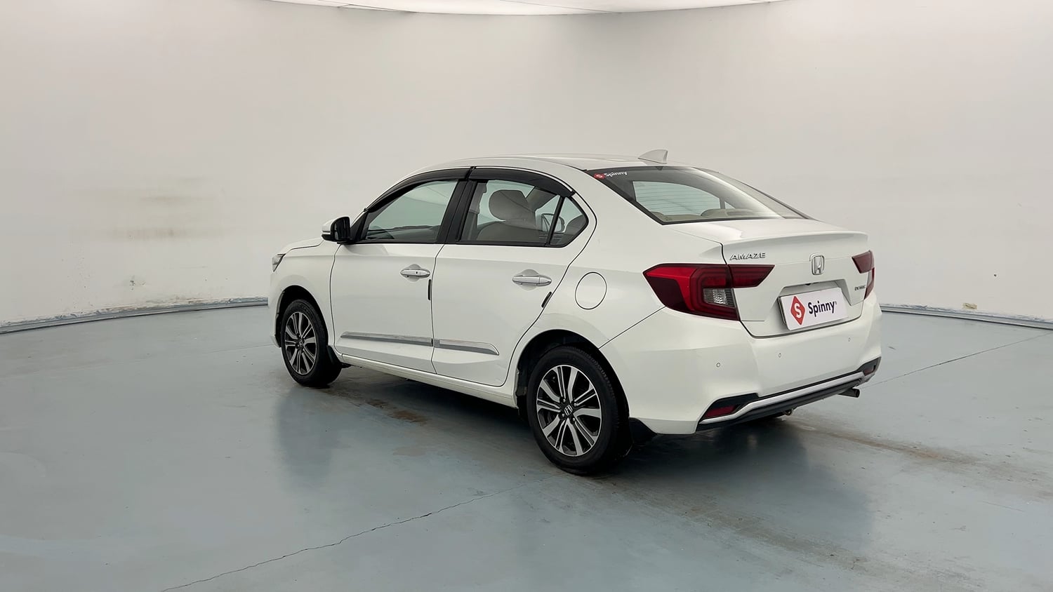 Used 2023 Honda Amaze VX 1.2 Petrol MT Petrol Manual exterior LEFT REAR CORNER VIEW
