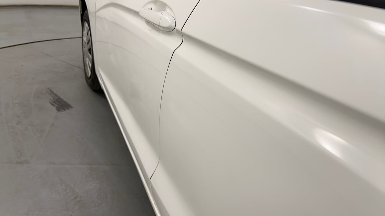 Used 2015 Honda Jazz SV Petrol Petrol Manual dents MINOR SCRATCH