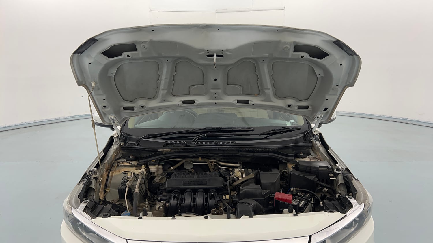 Used 2023 Honda Amaze VX 1.2 Petrol MT Petrol Manual engine ENGINE & BONNET OPEN FRONT VIEW